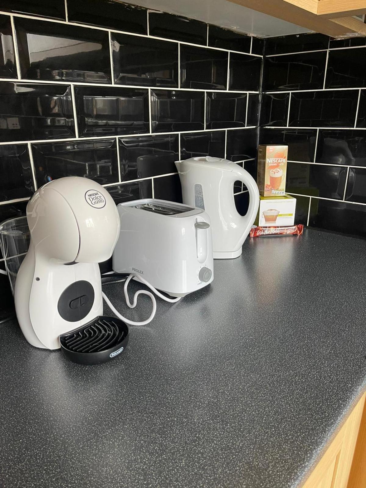 Lovely 2 Bed In Town Centre With Breakfast Included